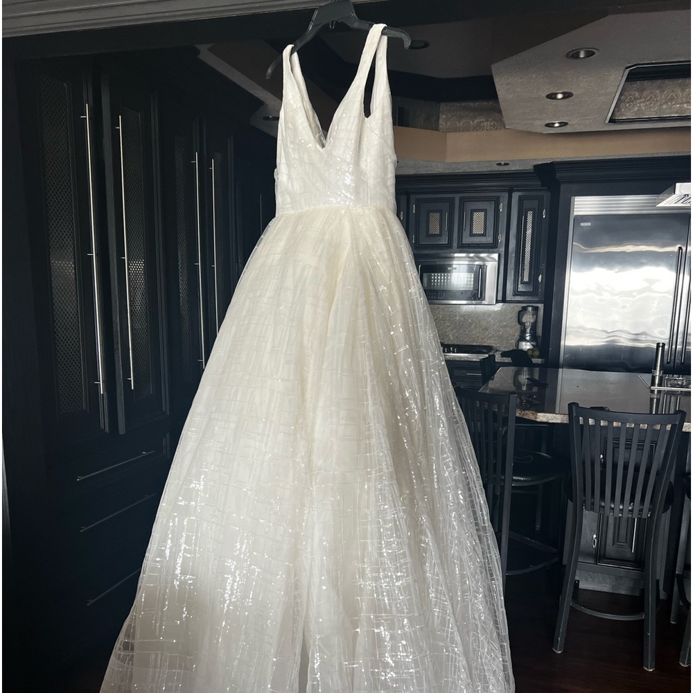 Wedding dress
